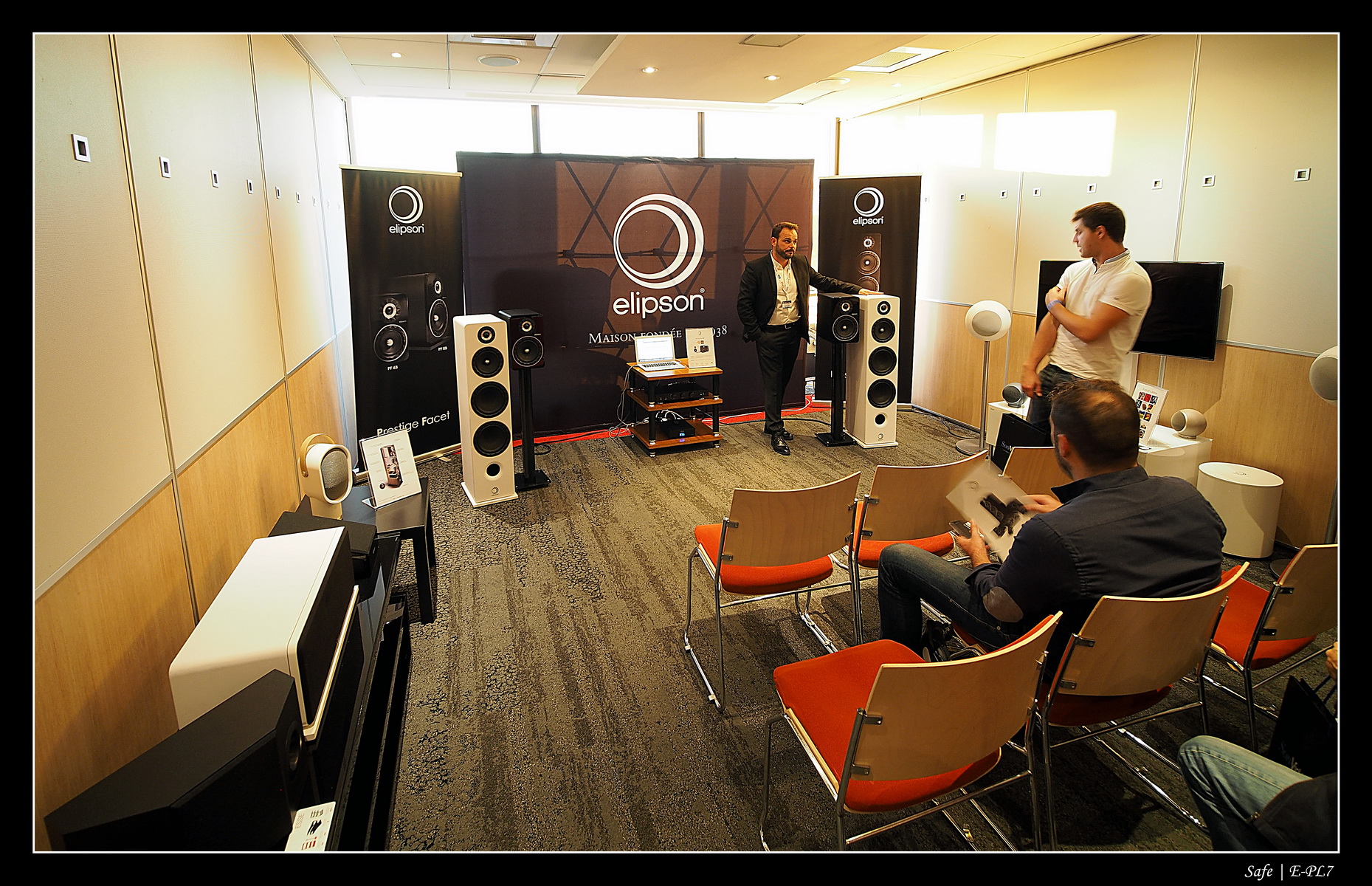 2017   10   Salon HC Paris   38